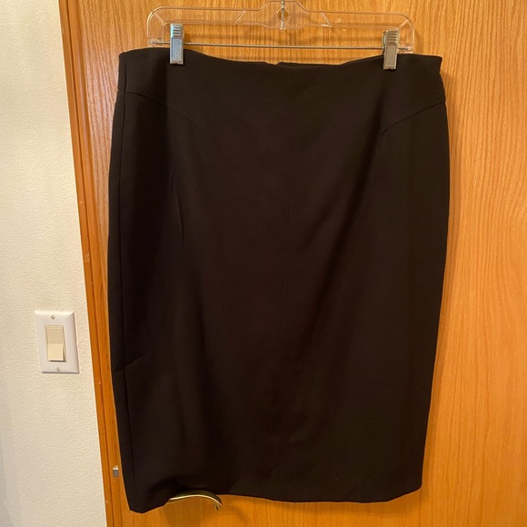 White House Black Market Dresses & Skirts - White House black market size 14 black pencil skirt